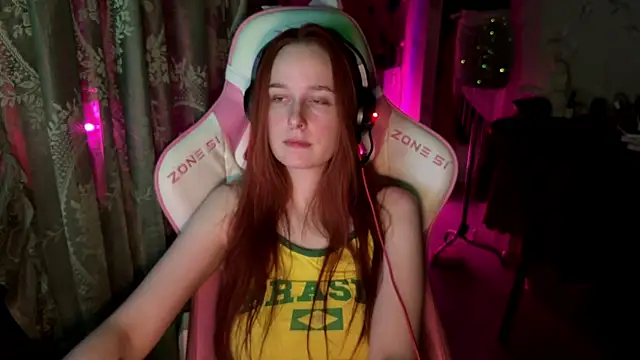 Snapshot of pearl_princess_ chatting on July 6, 2026, 2:19 am pearl princess online show from July 6, 2026, 2:19 am