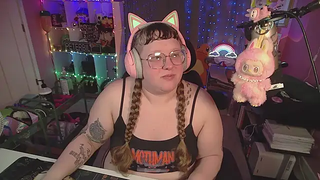 FatVeronica online show from March 22, 2026, 2:20 pm