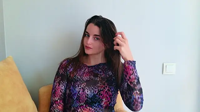 Miss Arwen online show from June 29, 2026, 8:09 am