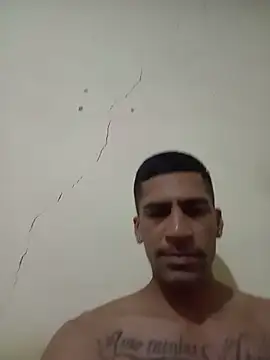 adriabis013 online show from July 11, 2026, 5:04 pm