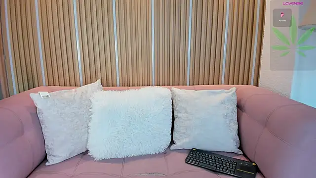 Snapshot of CaroFisher chatting on June 3, 2026, 1:03 pm CaroFisher online show from June 3, 2026, 1:03 pm