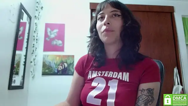 liisaxxx online show from June 4, 2026, 4:40 am