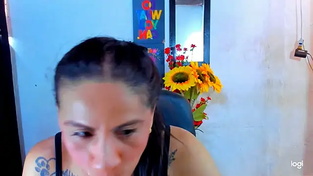 Snapshot of juanblakbigcock chatting on June 6, 2026, 4:44 pm juanblakbigcock online show from June 6, 2026, 4:44 pm