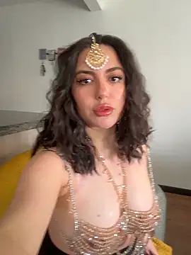 Snapshot of sukhakunis1 chatting on June 14, 2026, 1:24 pm sukhakunis1 online show from June 14, 2026, 1:24 pm