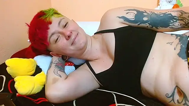 tomboyblue online show from August 1, 2026, 6:18 pm