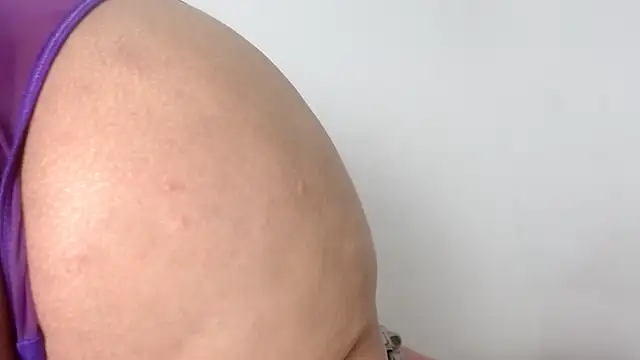 seductivespellvagina80 online show from June 27, 2026, 6:18 am