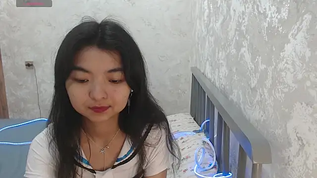 Shy Kira online show from July 1, 2026, 8:49 am