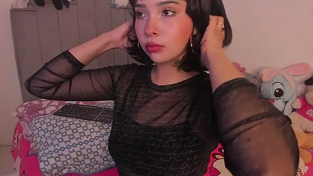 Snapshot of chloe_watson_ chatting on June 30, 2026, 5:58 pm chloe watson online show from June 30, 2026, 5:58 pm