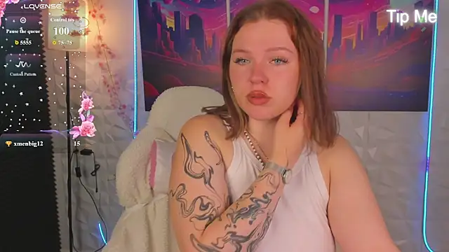 Snapshot of Naomi_B1ack chatting on July 5, 2026, 1:12 am Naomi B1ack online show from July 5, 2026, 1:12 am