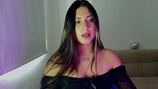 Snapshot of Lia_14_ chatting on August 4, 2026, 9:06 pm Lia 14 online show from August 4, 2026, 9:06 pm