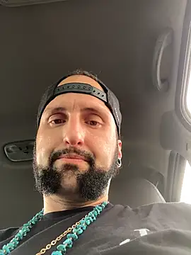 BobbyQ29 online show from July 21, 2026, 1:52 am