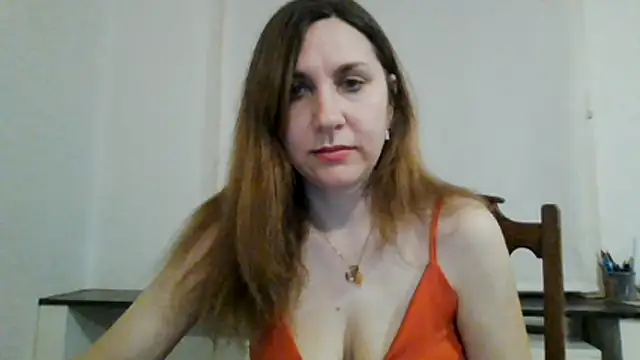 JasmineGlamour online show from May 15, 2026, 12:50 am