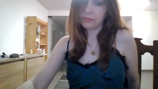 JasmineGlamour online show from May 20, 2026, 4:07 am
