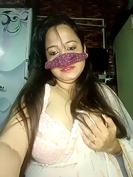 albelasummi702 online show from April 6, 2026, 12:08 am