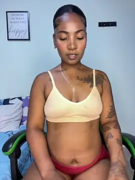 Snapshot of alissonjhonson chatting on June 17, 2026, 1:19 am alissonjhonson online show from June 17, 2026, 1:19 am