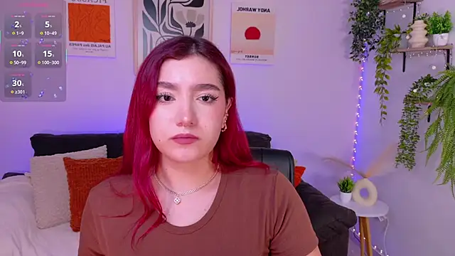 Snapshot of ViolettCastel chatting on May 9, 2026, 10:04 pm ViolettCastel online show from May 9, 2026, 10:04 pm