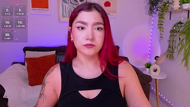 Snapshot of ViolettCastel chatting on May 24, 2026, 8:03 pm ViolettCastel online show from May 24, 2026, 8:03 pm