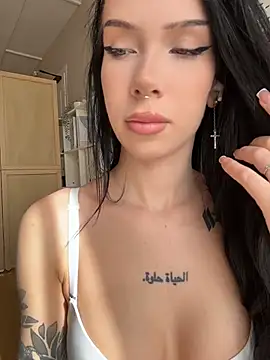 XEye CandyX online show from April 16, 2026, 5:08 am