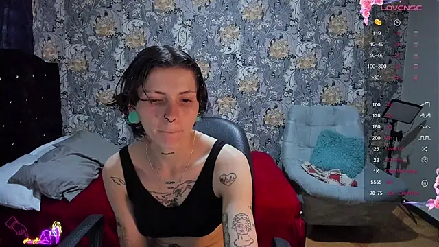Snapshot of pretty_cristal69 chatting on July 19, 2026, 10:13 pm pretty cristal69 online show from July 19, 2026, 10:13 pm
