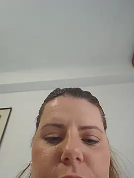 KarlyGray10 online show from May 28, 2026, 10:56 am