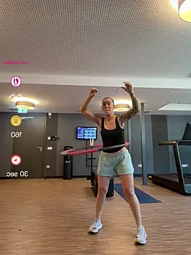 emiliasommer online show from June 18, 2026, 8:25 am