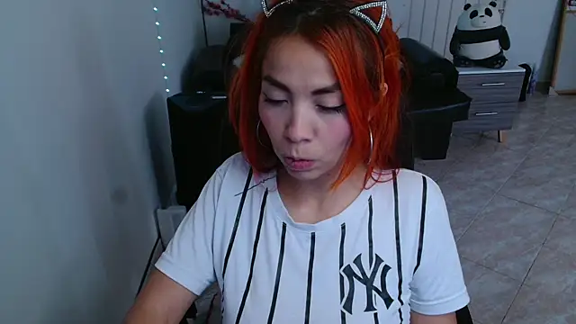 Aylinn diaz online show from July 8, 2026, 6:34 pm