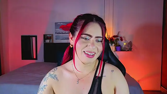 Snapshot of Dulce_charlottee chatting on March 4, 2026, 7:42 pm Dulce charlottee online show from March 4, 2026, 7:42 pm