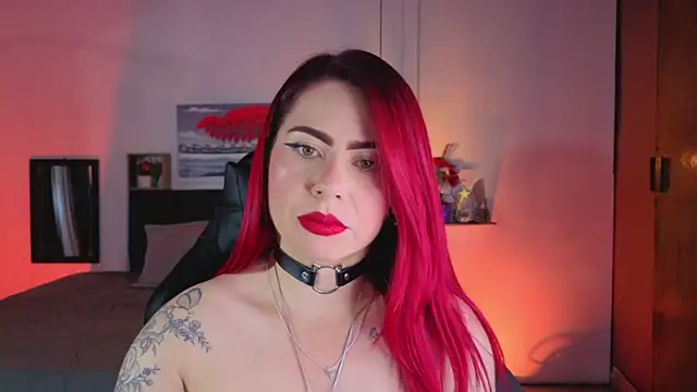 Snapshot of Dulce_charlottee chatting on April 13, 2026, 7:41 pm Dulce charlottee online show from April 13, 2026, 7:41 pm