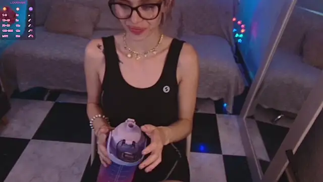 Snapshot of Lucy_Princes chatting on May 25, 2026, 12:55 pm Lucy Princes online show from May 25, 2026, 12:55 pm