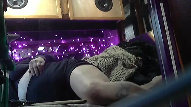 jessicalove99 online show from May 31, 2026, 1:07 pm