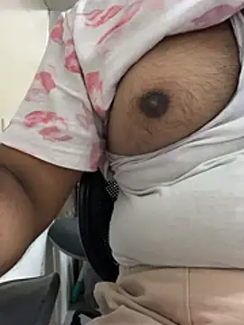 Snapshot of dick69lil chatting on June 10, 2026, 10:47 am dick69lil online show from June 10, 2026, 10:47 am