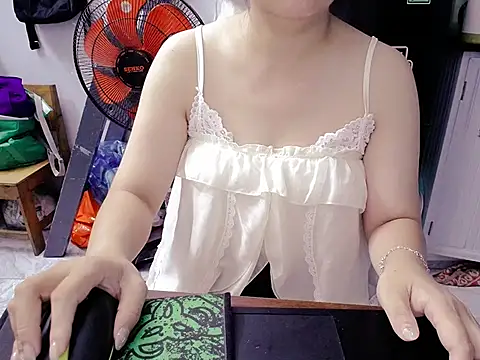 Haruka95 online show from June 15, 2026, 4:15 am