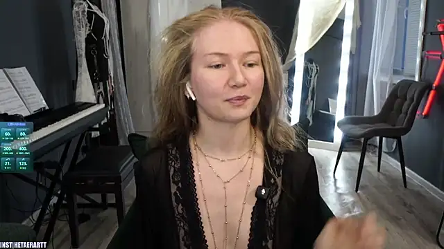 Alexandra Demore online show from June 7, 2026, 7:28 pm