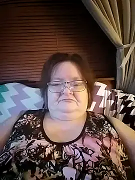 Bayou Woman68 online show from June 22, 2026, 2:35 am