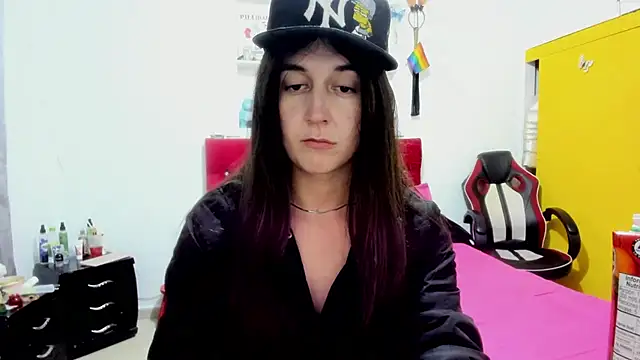Sweet-Suck69 online show from May 4, 2026, 4:52 am