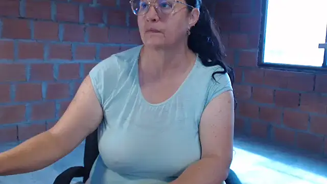 hairyglad69 online show from June 16, 2026, 3:03 pm