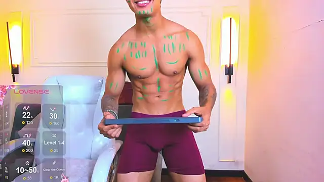 Snapshot of Paradise_boy_s chatting on May 11, 2026, 2:45 pm Paradise boy s online show from May 11, 2026, 2:45 pm