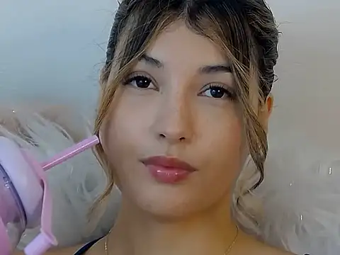 CatherinDaSilva online show from June 23, 2026, 3:59 am