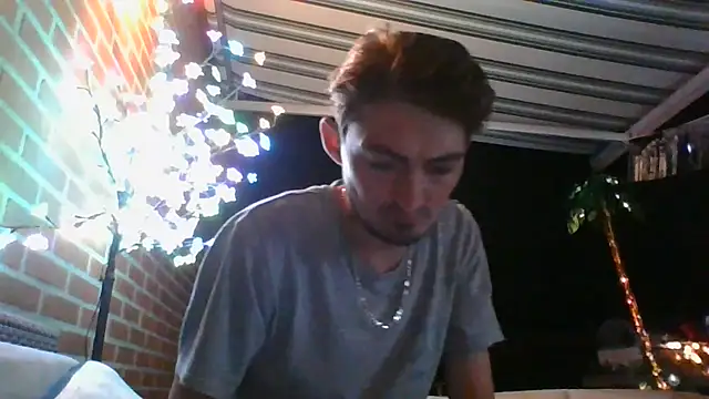 Snapshot of Wesleymodel chatting on August 6, 2026, 9:49 pm Wesleymodel online show from August 6, 2026, 9:49 pm