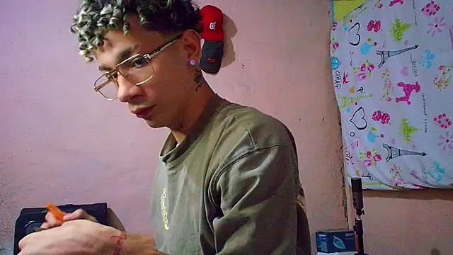 mateodeamjo online show from July 6, 2026, 1:57 am