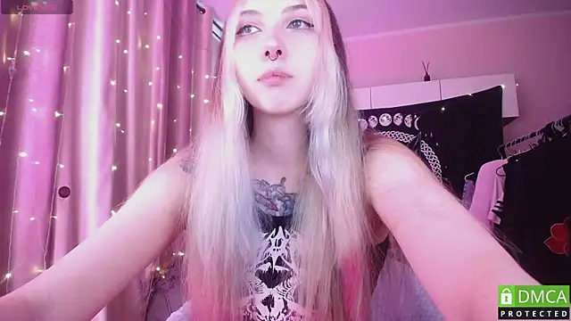 JustMeowGirl online show from June 24, 2026, 5:06 am