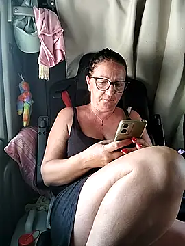 cuplubijoanna online show from July 18, 2026, 4:00 pm