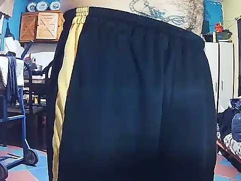 Snapshot of DiAntool chatting on February 18, 2026, 5:03 am DiAntool online show from February 18, 2026, 5:03 am