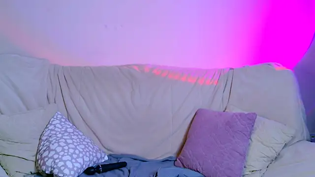 Celine Dionn online show from May 23, 2026, 4:39 am