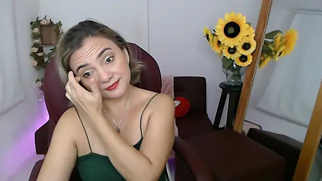 ana milf online show from July 13, 2026, 12:41 pm