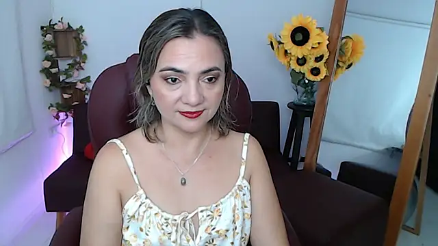 ana milf online show from July 14, 2026, 1:17 pm