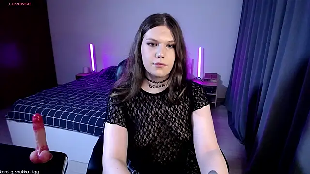 MicheleDoll online show from June 15, 2026, 8:00 pm