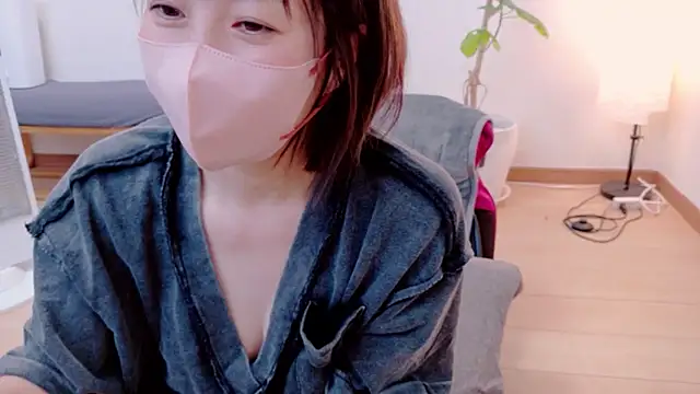 CherryMomo online show from June 11, 2026, 12:19 am