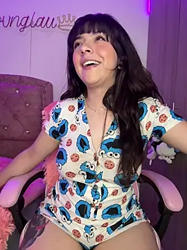 YovngBaby online show from July 9, 2026, 5:00 am
