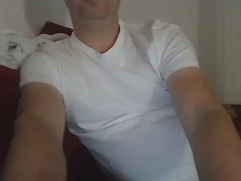 fikoivos online show from August 3, 2026, 8:23 pm